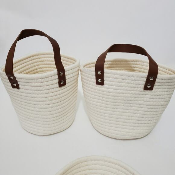 Lillycroft | Set of Woven Hanging Baskets with Bonus Table Tray - Picture 4 of 6